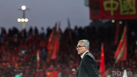 “曼联缺阵B费，费迪南德感叹球队降至英冠水平”